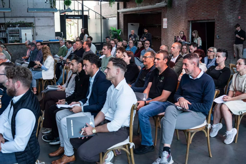 Ondernemers en sales professionals volgen het Krachtig Closen seminar in Geel